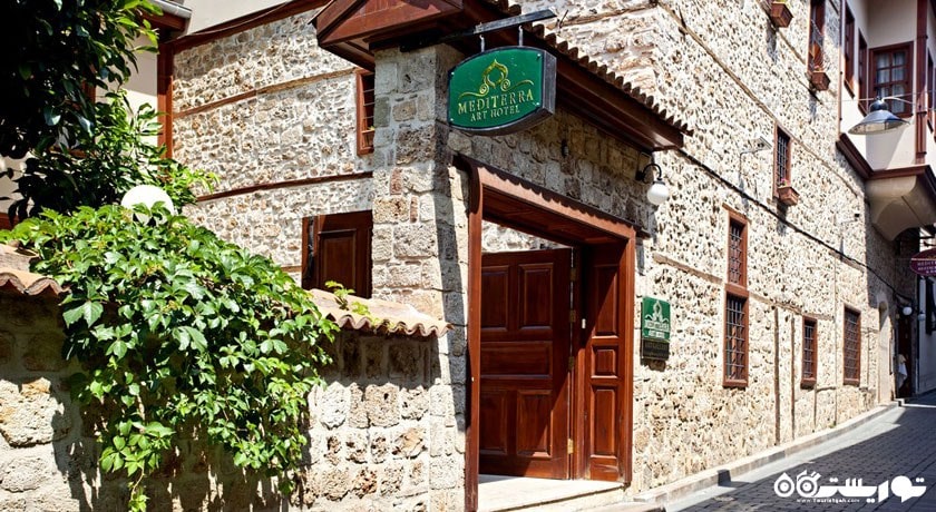 نمای درب ورودی